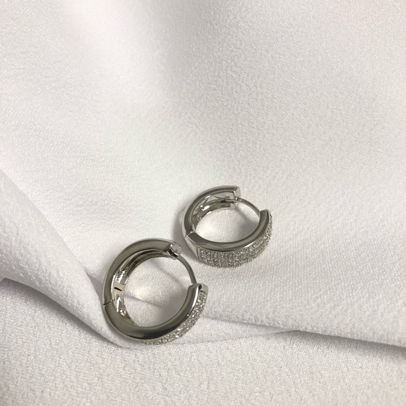 18k White Gold Filled Diamond Earrings - Picture 2 of 6